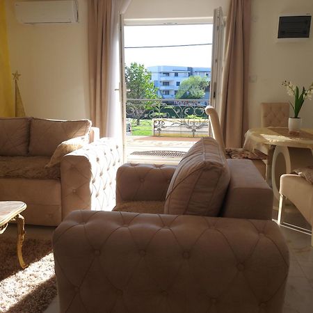 Dina Lux Apartman Jagodina Extérieur photo
